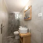 Manos House דירה