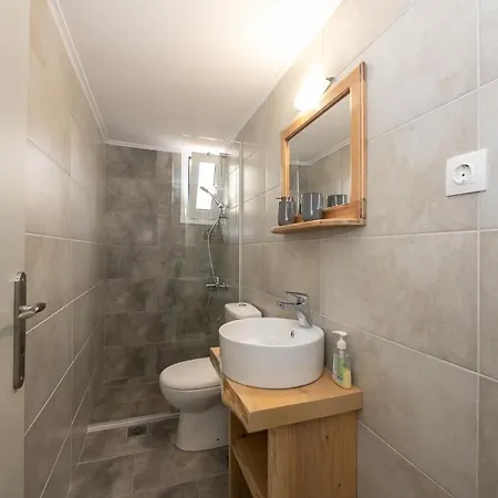 Manos House Apartman