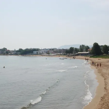 Apartment Manos House *